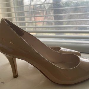 Cole Haan Grand OS Signature patent leather heels nude/tan size 8.5